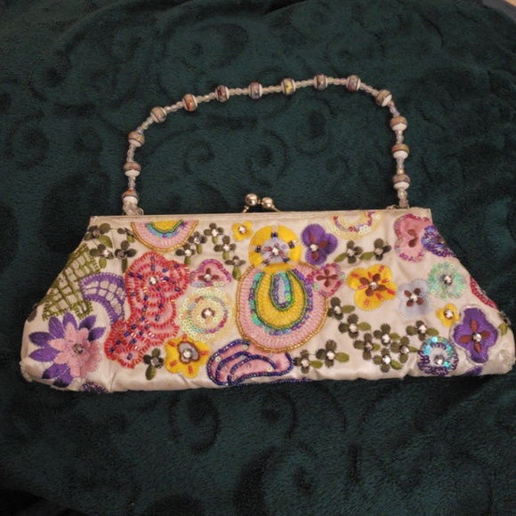 Vintage Beaded Clutch - Picture 2 of 8